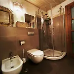 Con Piscina Cubierta En - Viento De Ladera Country house