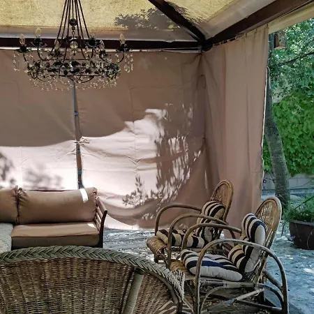 Viento De Ladera Con Piscina Cubierta *