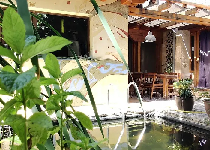 Viento De Ladera Con Piscina Cubierta *